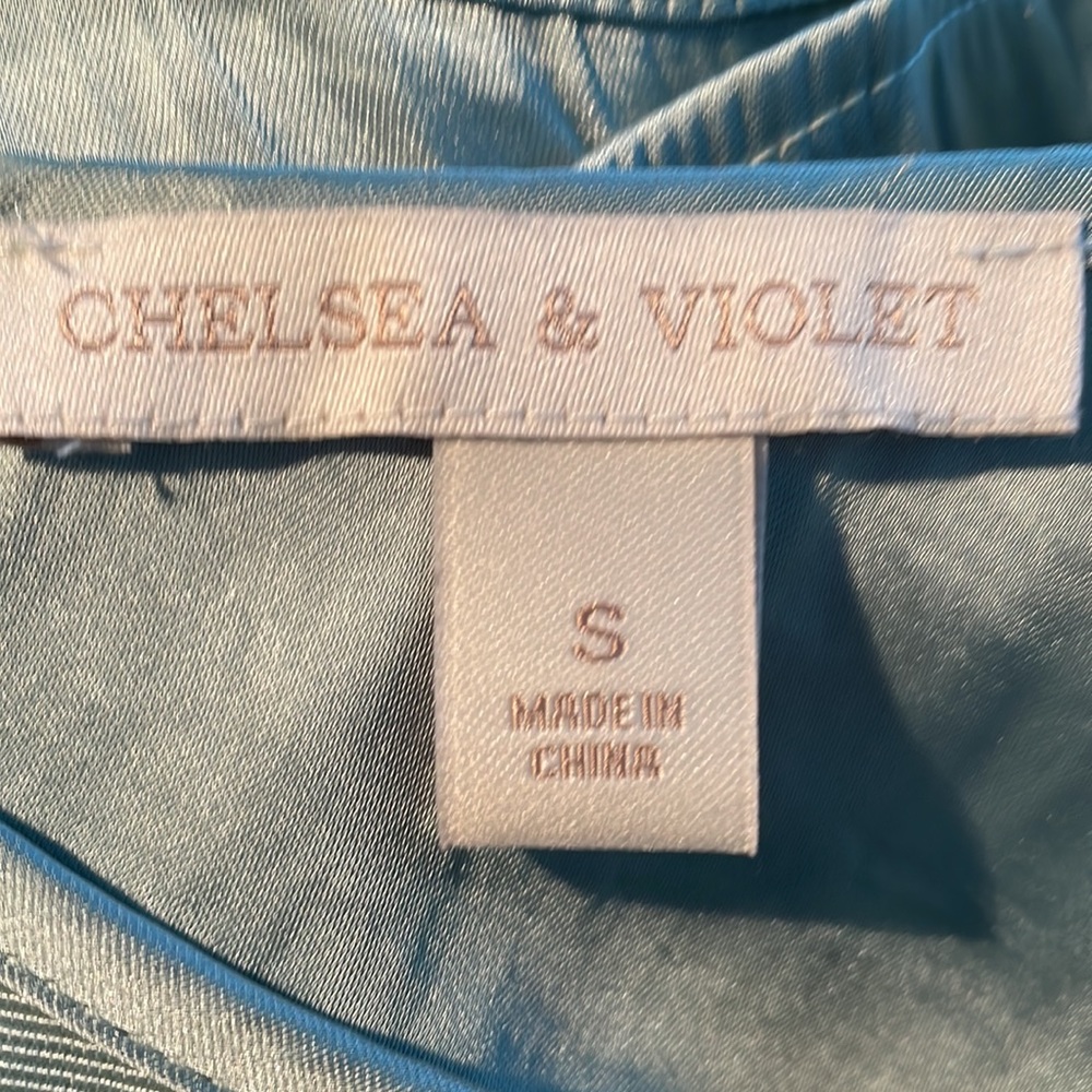 Chelsea and Violet Greenish Turquoise Top - Picture 8 of 8